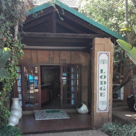 Waterside Lodge Cc Piet Retief Exteriér fotografie